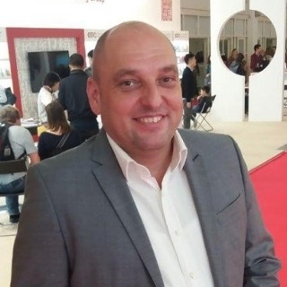 Alexander Neumann